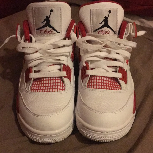 retro 4s size 8